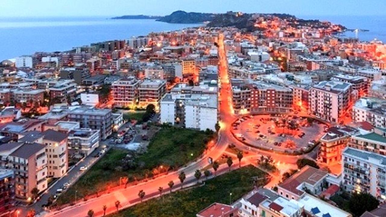 Casa Vacanza Nina 밀라초 외부 사진