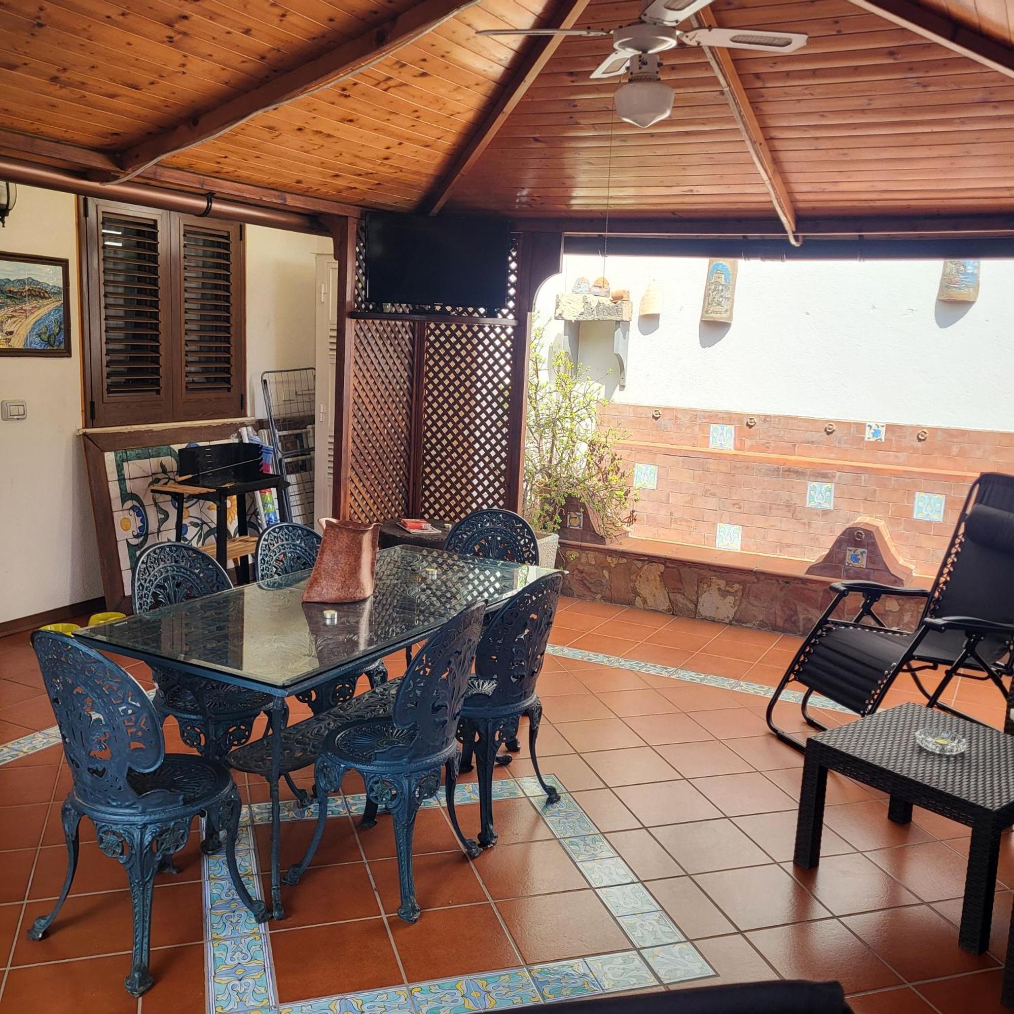 Casa Vacanza Nina 밀라초 외부 사진