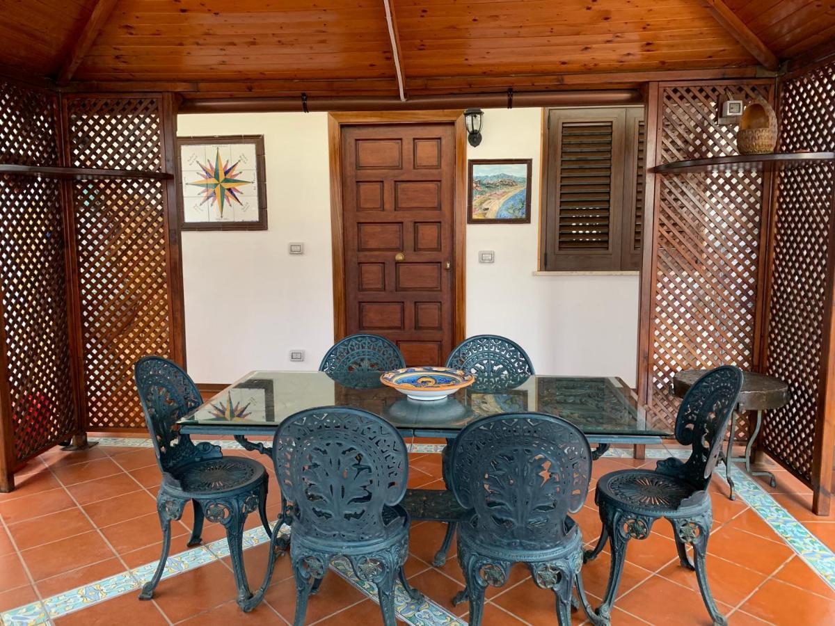 Casa Vacanza Nina 밀라초 외부 사진